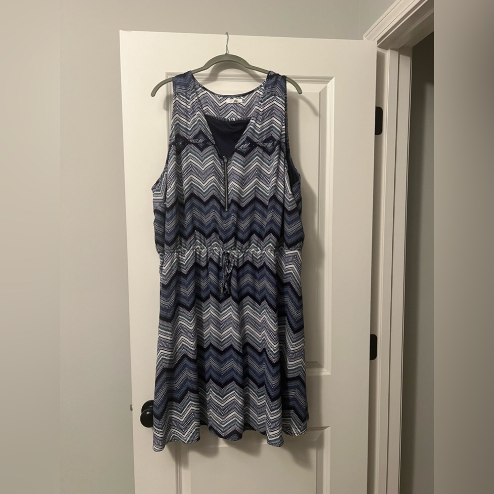 LIKE NEW MAURICES SLEEVELESS TANK DRESS PLUS SIZE 3